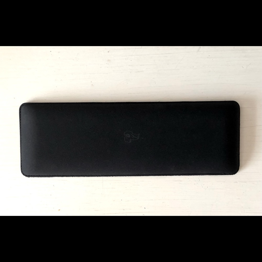 Glorious wrist rest